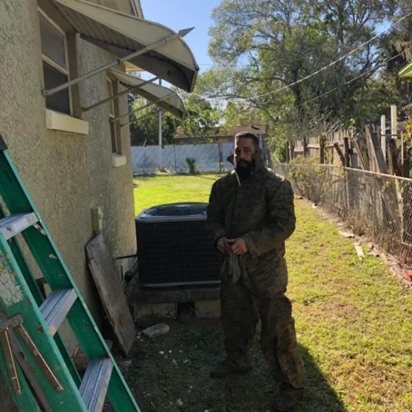 Sinkhole Titan leveling a mobile home